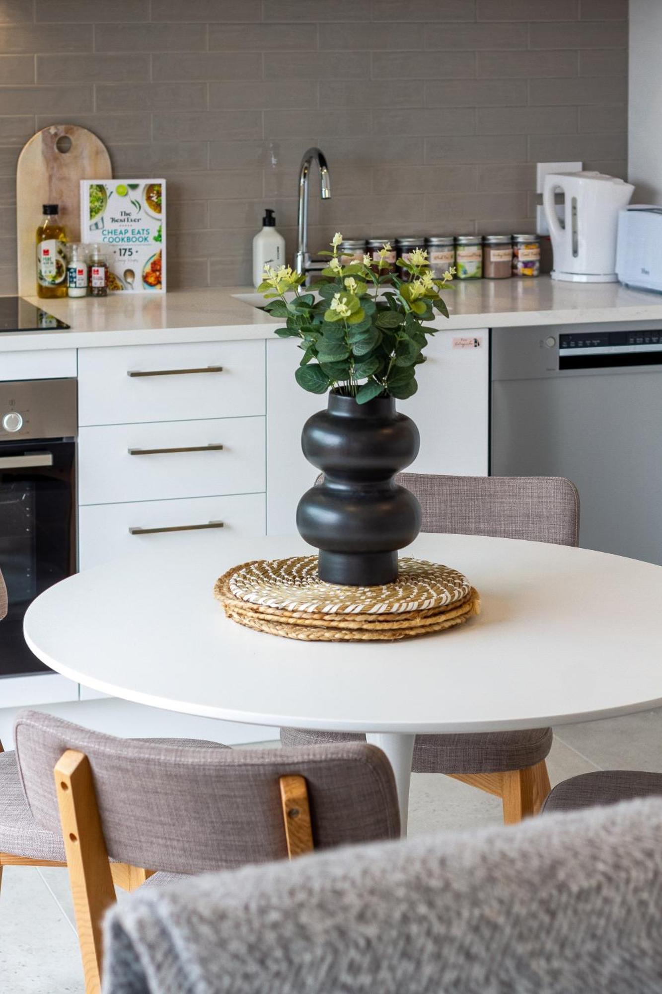2Br Townhouse: Cosy, Close To City, Car Park Christchurch Zewnętrze zdjęcie